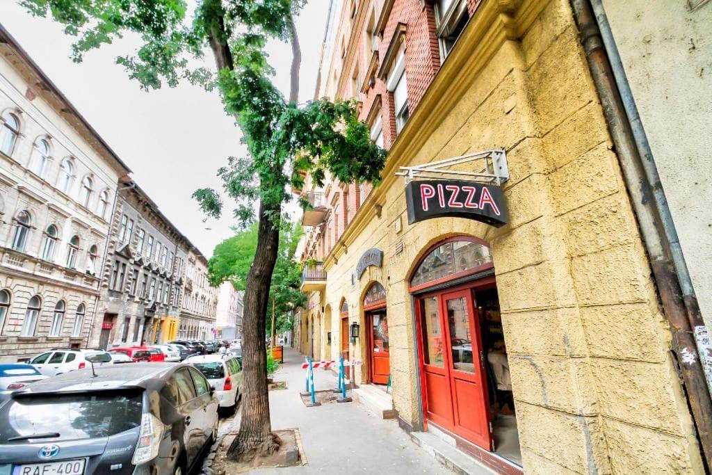 Nefelejcs Near The Keleti Railway Station Apartamento Budapeste Exterior foto